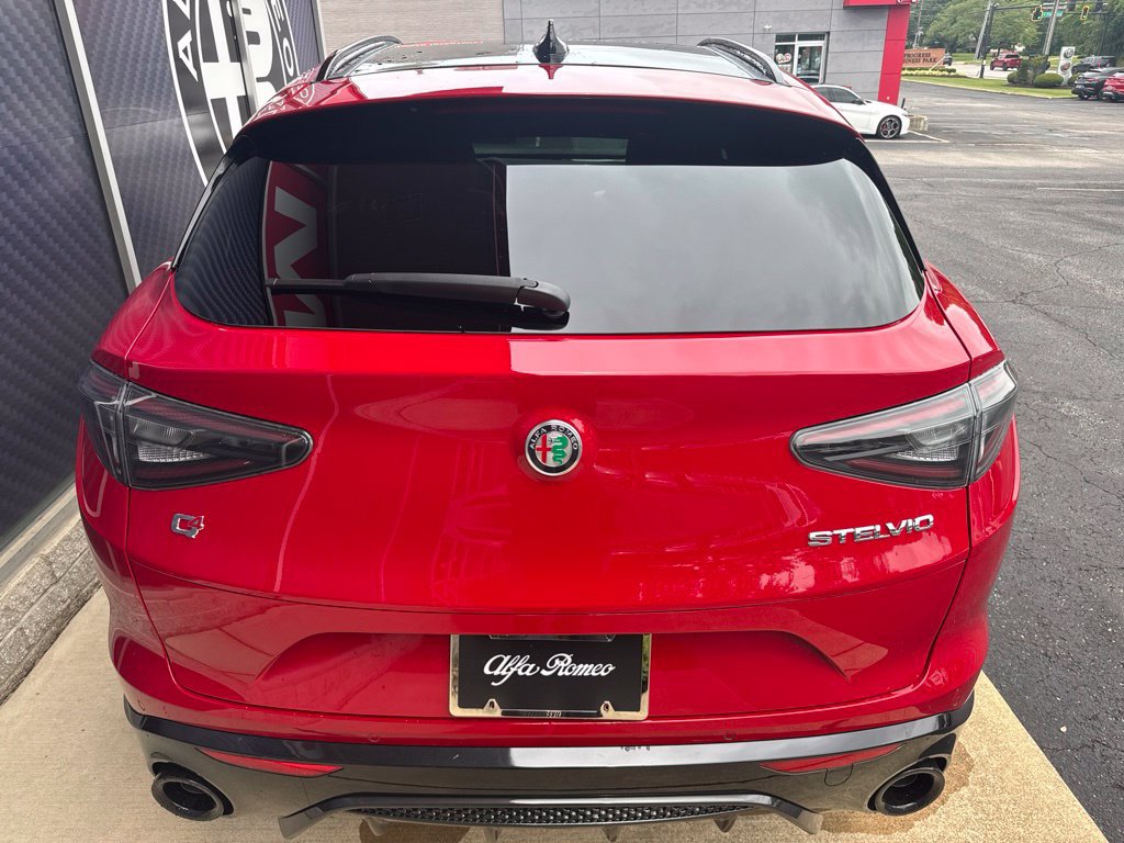 New 2026 Alfa Romeo Stelvio Sprint AWD/4WD image 11