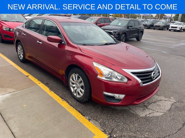 Used 2014 Nissan Altima 2.5 S w/ Display Audio Package FWD image 19