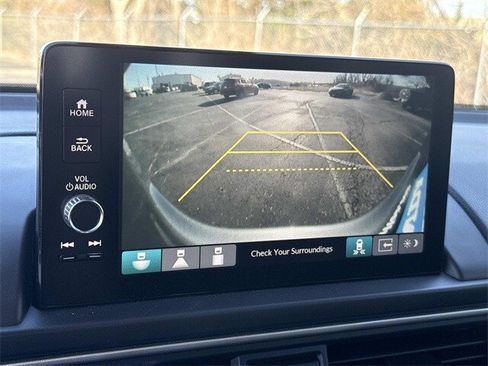 Certified 2025 Honda Pilot EX-L image 18