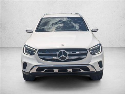 Used 2021 Mercedes-Benz GLC 300 image 2