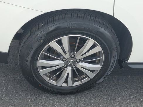 Used 2020 Nissan Pathfinder SL AWD/4WD image 5
