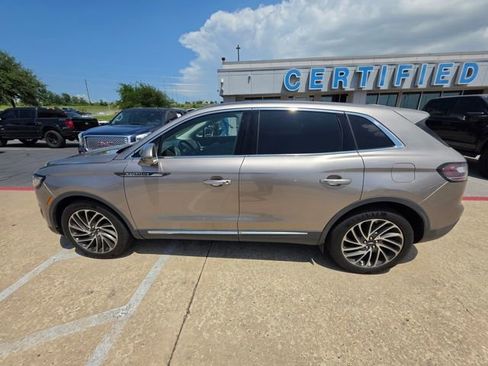 Used 2020 Lincoln Nautilus Reserve w/ Cargo Utility Package AWD/4WD image 4