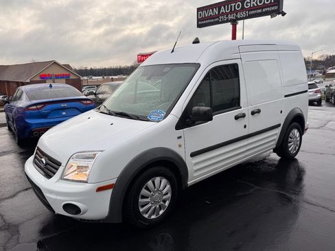 Used 2013 Ford Transit Connect XLT image 4