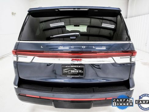 Used 2024 Lincoln Navigator L Reserve image 5