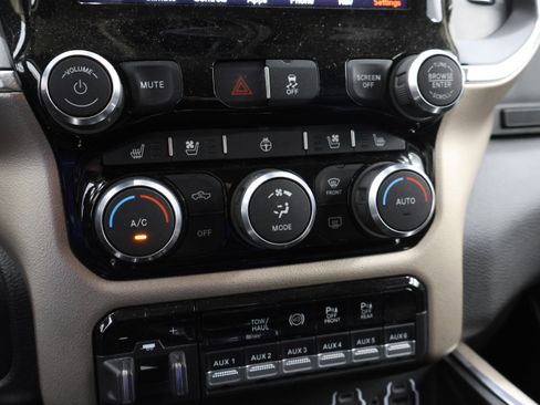 Used 2019 RAM 3500 Laramie AWD/4WD image 62