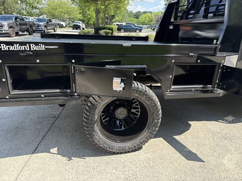 New 2026 RAM 5500 Tradesman AWD/4WD image 18
