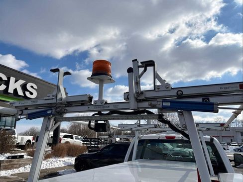 Used 2017 Ford F250 XL image 9