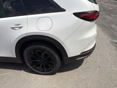 New 2026 MAZDA CX-90 Plug-In Hybrid w/Premium Sport AWD/4WD image 24