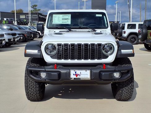 New 2026 Jeep Wrangler Unlimited Rubicon w/ Steel Bumper Group image 4