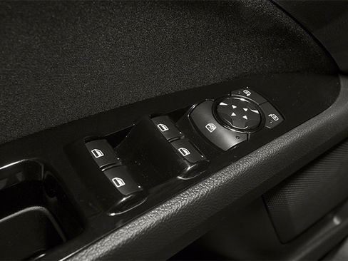 Used 2013 Ford Fusion SE FWD image 18
