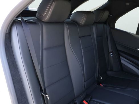 New 2026 Mercedes-Benz GLE 350 4MATIC image 12