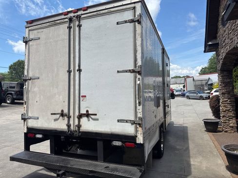 Used 2003 Ford E-450 and Econoline 450 RWD image 6