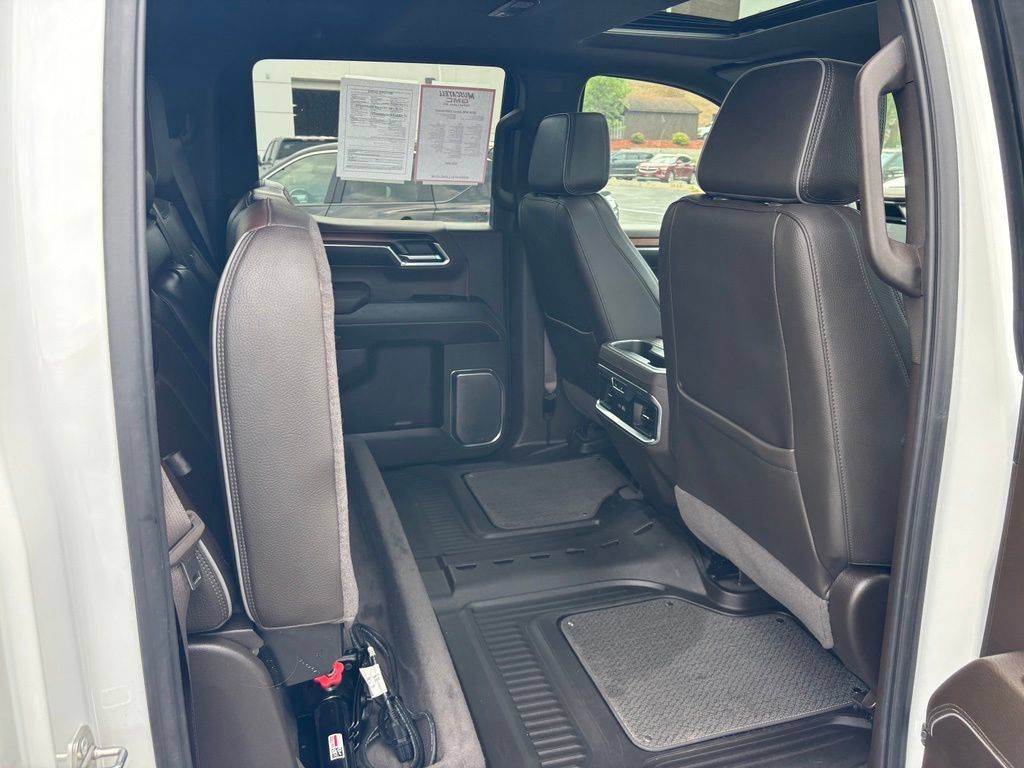 Used 2024 GMC Sierra 1500 Denali w/ Technology Package AWD/4WD image 31