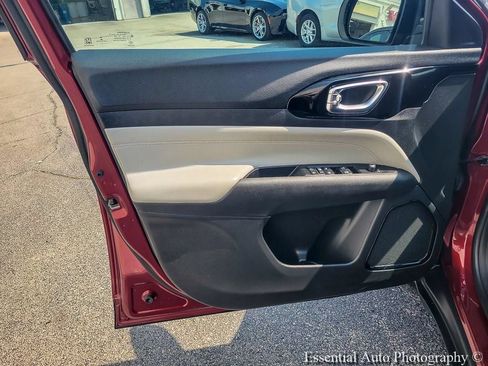 Certified 2022 Jeep Compass Limited AWD/4WD image 20