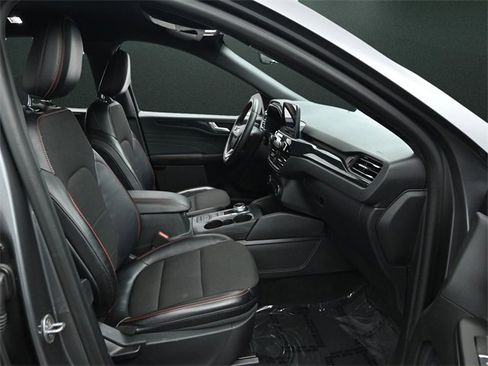 Used 2024 Ford Escape ST-Line image 21