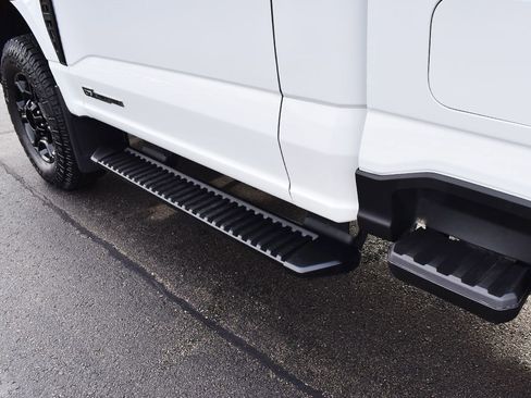 Used 2023 Ford F250 XL w/ STX Appearance Package image 14