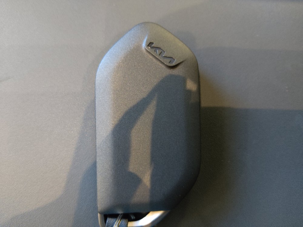 Used 2025 Kia K4 FWD image 32