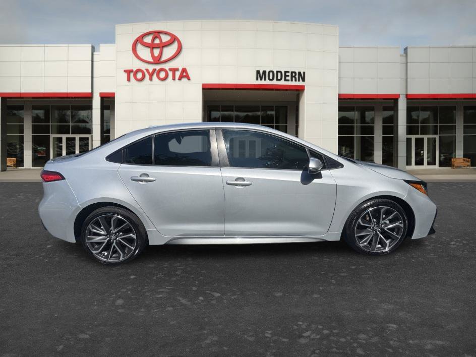 Certified 2022 Toyota Corolla SE FWD image 4