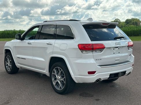 Used 2021 Jeep Grand Cherokee Overland w/ Protech Group AWD/4WD image 5