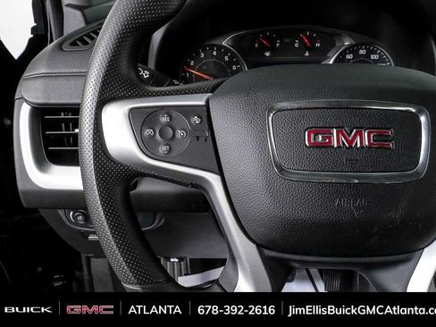 Used 2024 GMC Terrain SLE FWD image 9