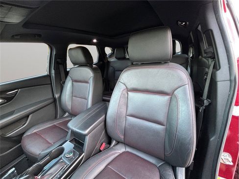 Used 2019 Chevrolet Blazer RS w/ Sun and Wheels Package image 18