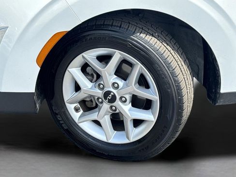 Used 2024 Kia Soul LX w/ Option Group 015 FWD image 45