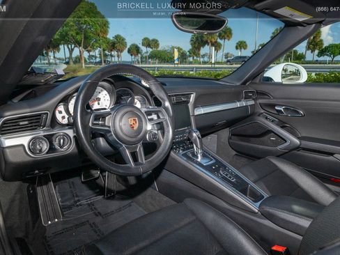 Used 2017 Porsche 911 Carrera S RWD image 6