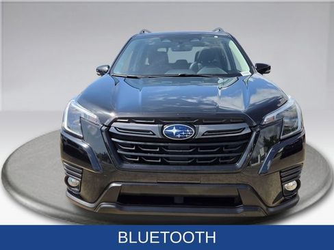 Certified 2023 Subaru Forester Limited AWD/4WD image 11