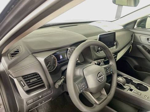 New 2026 Nissan Rogue Dark Armor FWD image 7
