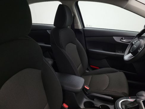 Used 2022 Kia Forte LXS FWD image 21