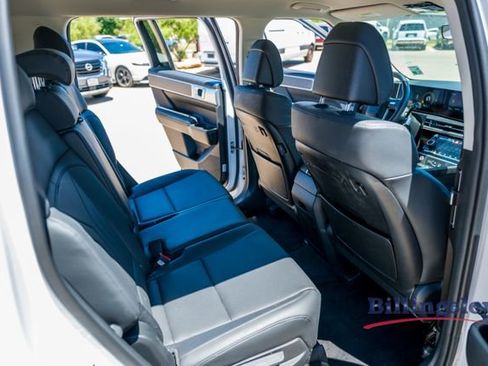 Used 2026 Hyundai Santa Fe SEL AWD/4WD image 14