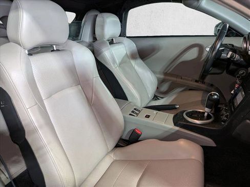 Used 2005 Nissan 350Z Touring image 17