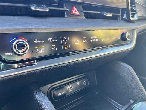 Used 2023 Kia Sportage X-Pro Prestige AWD/4WD image 30