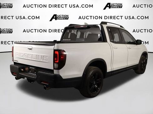 Used 2025 Honda Ridgeline Black Edition image 42