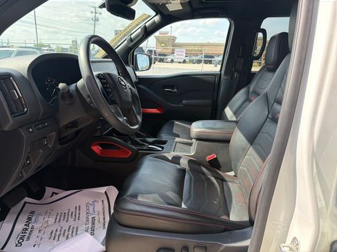Used 2025 Nissan Frontier PRO-4X w/ Pro Premium Package AWD/4WD image 13