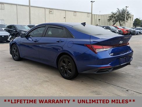 Used 2021 Hyundai Elantra SEL w/ Convenience Package image 8
