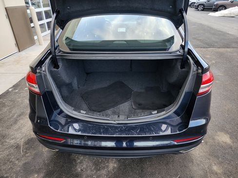 Used 2020 Ford Fusion Titanium image 23