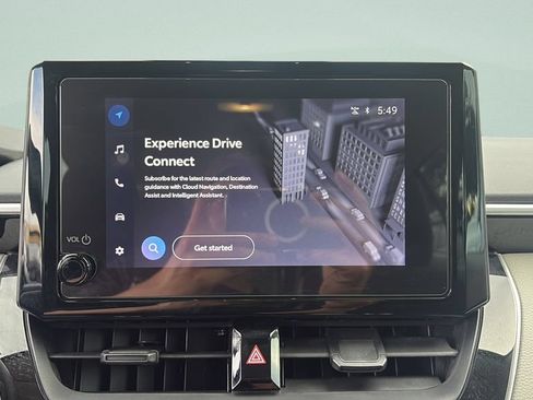 Used 2025 Toyota Corolla LE FWD image 19