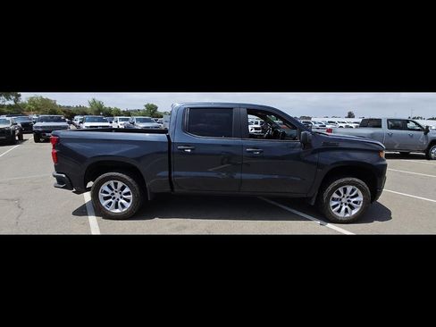 Used 2021 Chevrolet Silverado 1500 Custom RWD image 10