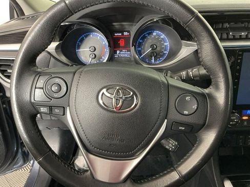 Used 2014 Toyota Corolla S Premium image 16