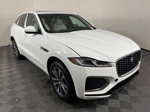 Used 2026 Jaguar F-PACE R-Dynamic S image 8