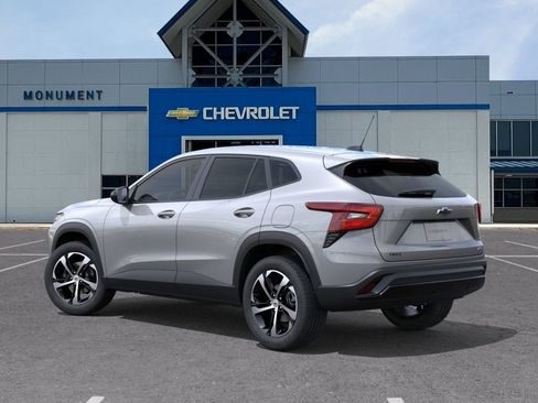New 2026 Chevrolet Trax RS w/ Driver Confidence Package FWD image 3