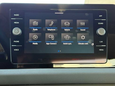 New 2026 Volkswagen Jetta SE image 14