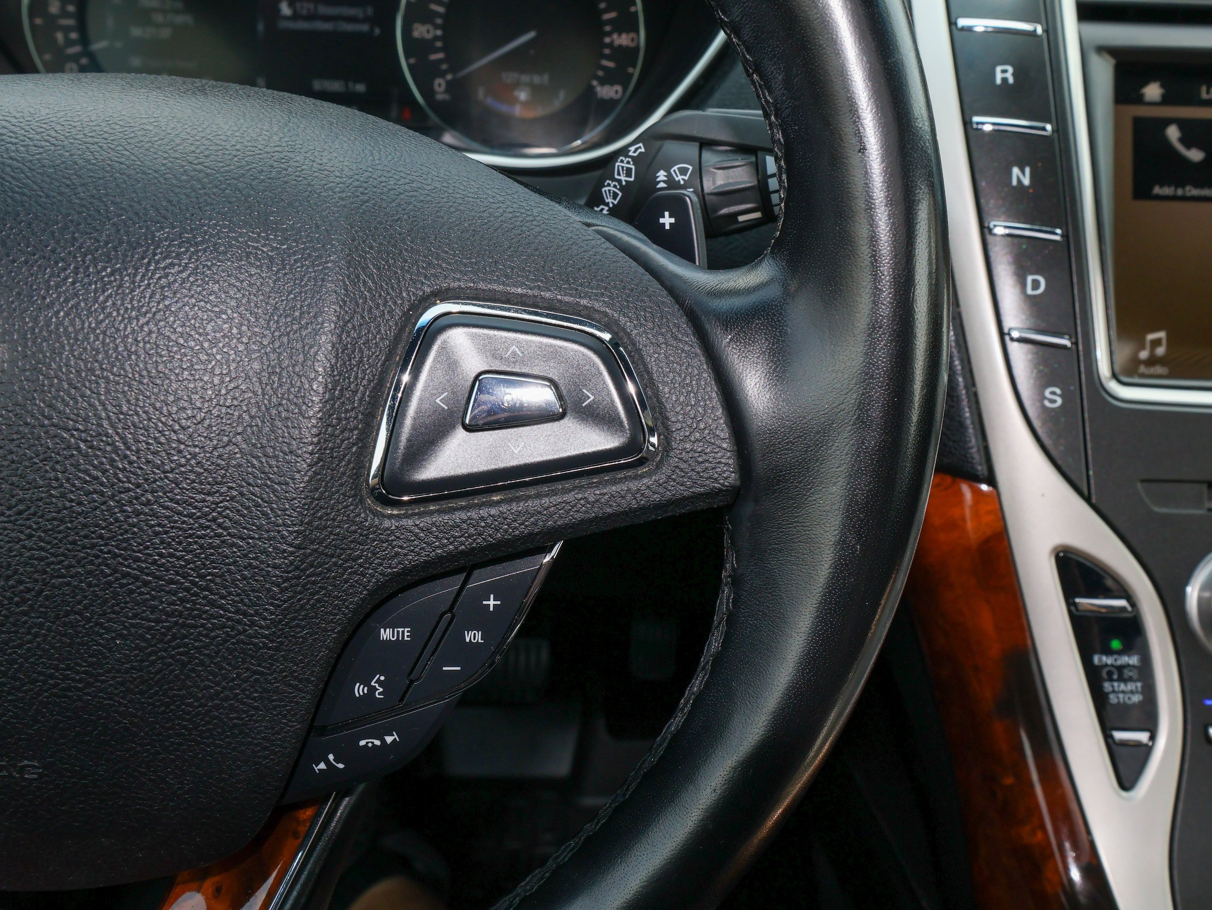 Used 2018 Lincoln MKX Reserve AWD/4WD image 29