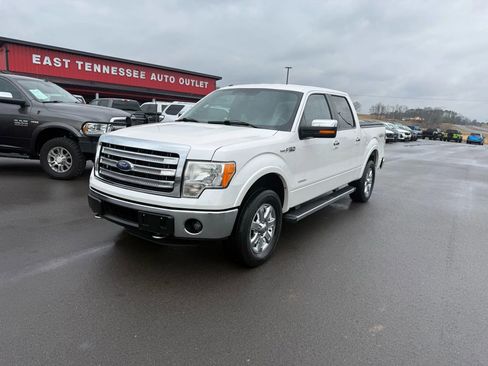 Used 2014 Ford F150 Lariat w/ Lariat Chrome Package image 2
