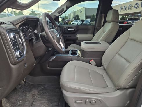 Used 2021 GMC Sierra 1500 SLT w/ SLT Convenience Package AWD/4WD image 23