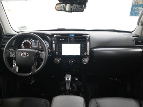 Used 2022 Toyota 4Runner TRD Off-Road Premium w/ TRD Black Wheel Package (TMS) AWD/4WD image 13