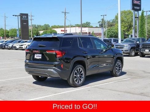 New 2026 GMC Terrain Elevation w/ Elevation Premium Package FWD image 3