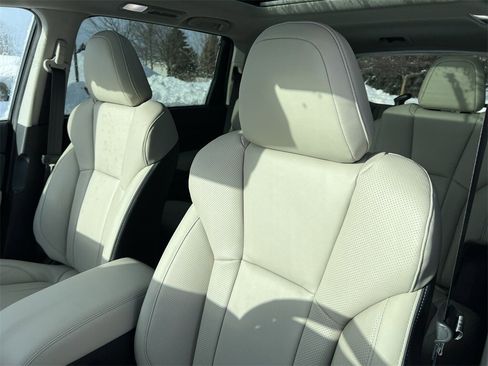 New 2026 Subaru Ascent Limited image 15