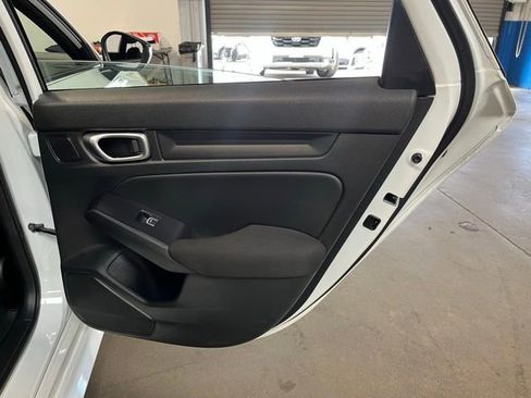 Used 2023 Honda Civic Sport image 15